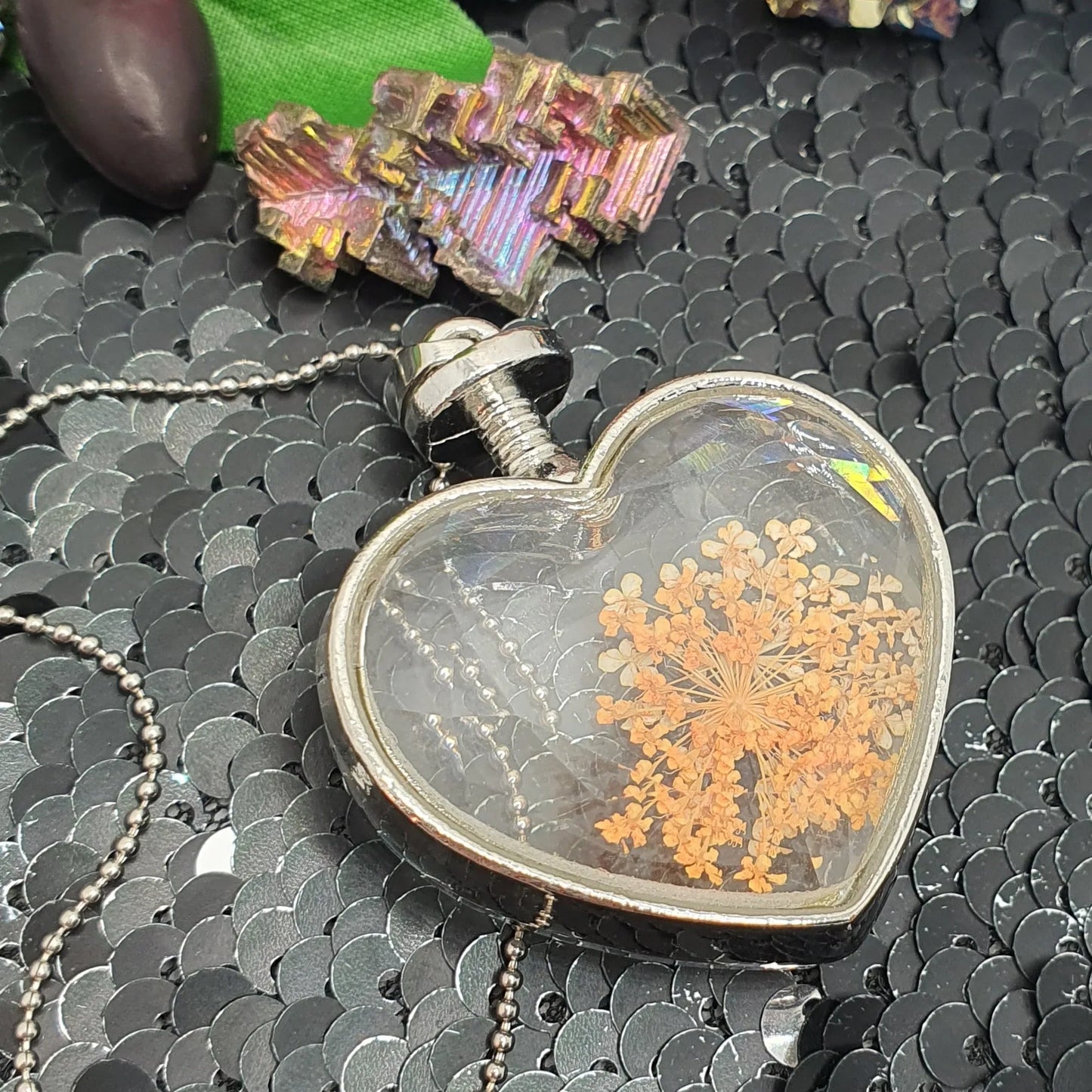 Pendant in the shape of a heart with a flower motif - nickel-free jewelry Heart Flower necklace 1001187