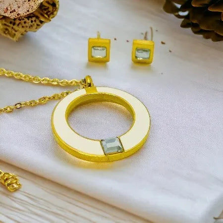 Bridal White set in gold version S50