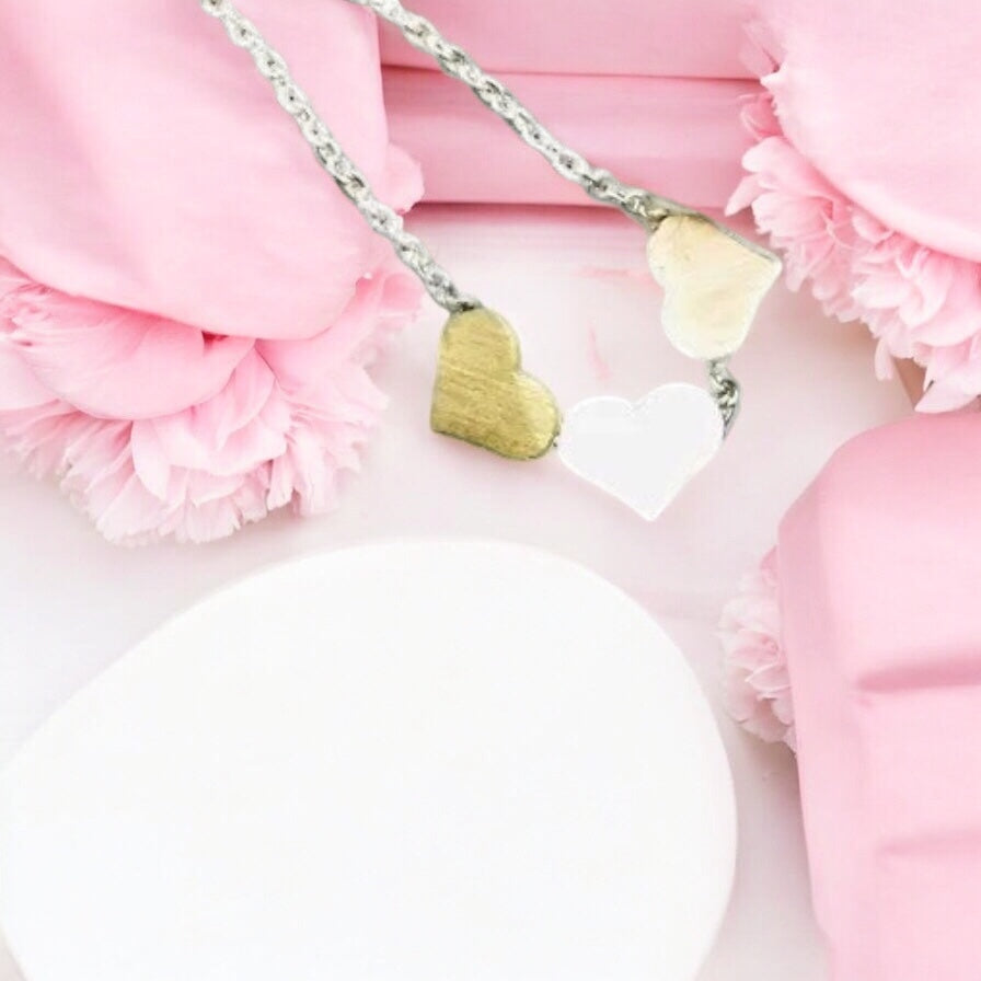 Elegant necklace with three hearts - Surgical steel, length 50 cm heart necklace on a silver chain 1001961