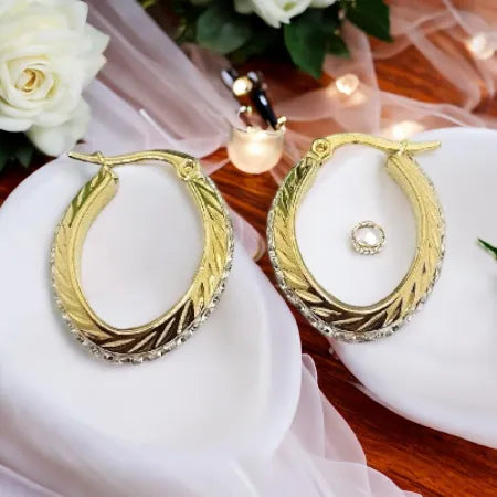 Zlaté náušnice z chirurgickej ocele – 2,5 x 2 cm, zdobené kamienkami
náušnice Jana N0026