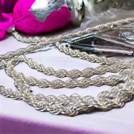 Set Antónia – elegantný strieborný náhrdelník a náramok s pleteným dizajnom, talizman spojenia, stability a duchovnej ochrany