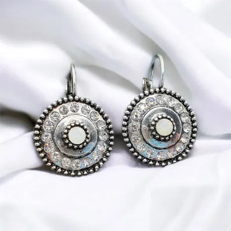 Elegant Earrings with White Zircons – Charming Accessory for Every Occasion earrings Sommer 1002075
