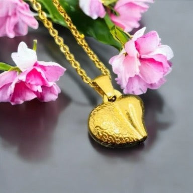 Jana heart pendant in gold design 1002288