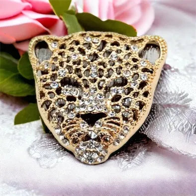 Leopard s bielymi kamienkami BR0010 - HARAKKA JEWLS