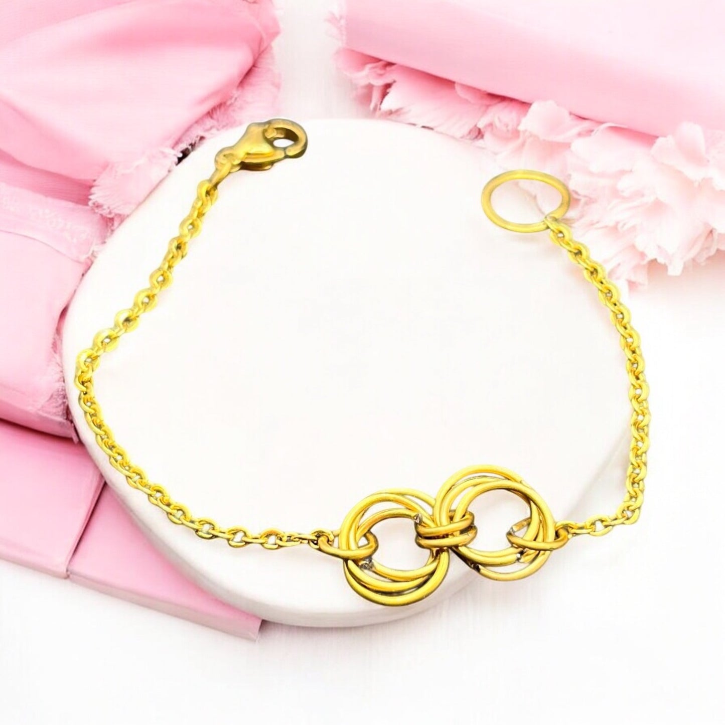 Zlatý Kruhový Plesk – náramok z chirurgickej ocele v zlatom prevedení – Harakka Jewls