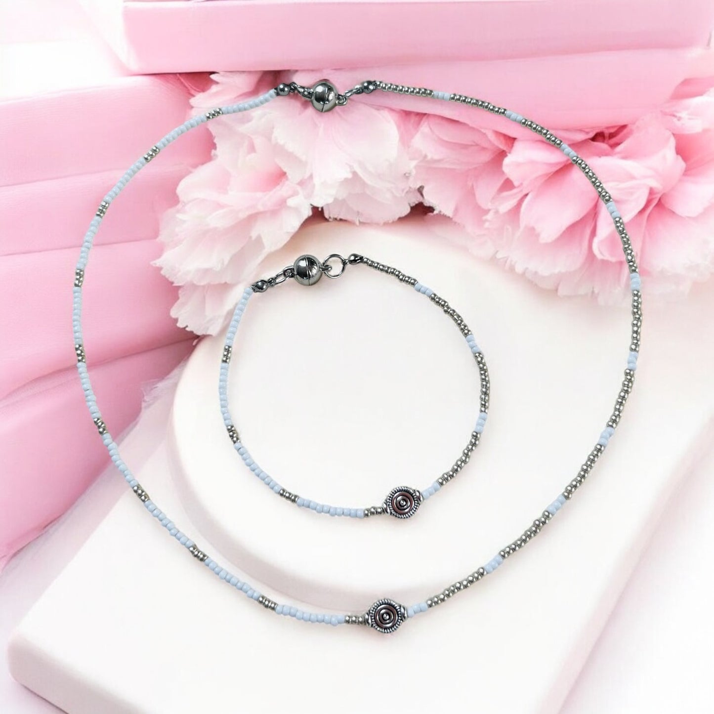 Set Light of Belboga – necklace and bracelet made of beads with silver decoration R2