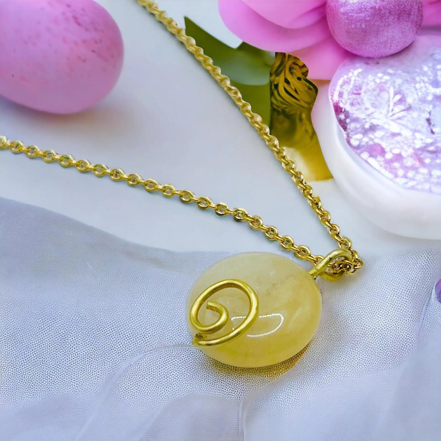 Aventurine pendant - Golden design with positive energy | Surgical steel chain of Avanturin R300 pendants