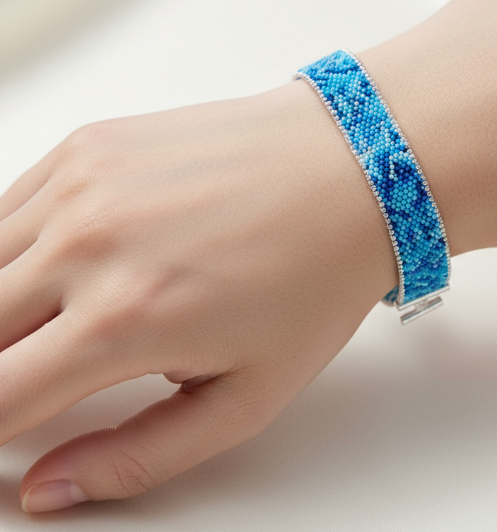 Sea Breath – bracelet in shades of water