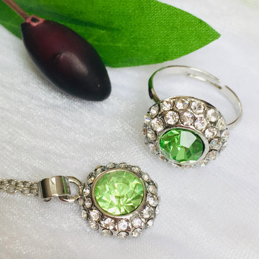 QUEEN set Silver Green prívesok a prsteň 1001993