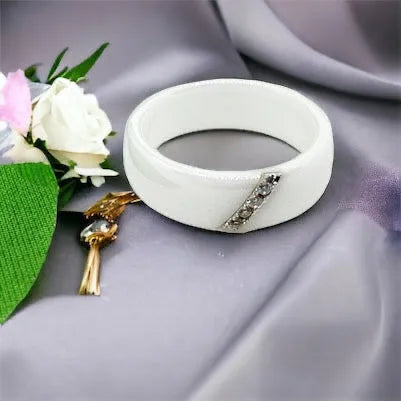 Ring Dáša white – ceramic ring with mother-of-pearl and crystals | HARAKKA JEWLS