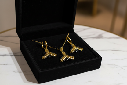 Čierno-zlatý set šperkov z chirurgickej ocele elegantný ručne robený darček pre ženu Harakka Jewls