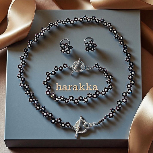 Set Rubínový Sen – tmavočervený šperk z brúsených korálkov s náhrdelníkom, náramkom a náušnicami z chirurgickej ocele Harakka Jewls