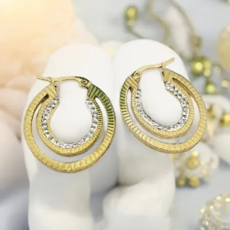 Gold earrings made of surgical steel - 2.5 x 3 cm, decorated with rhinestones

 earrings Jana N0031