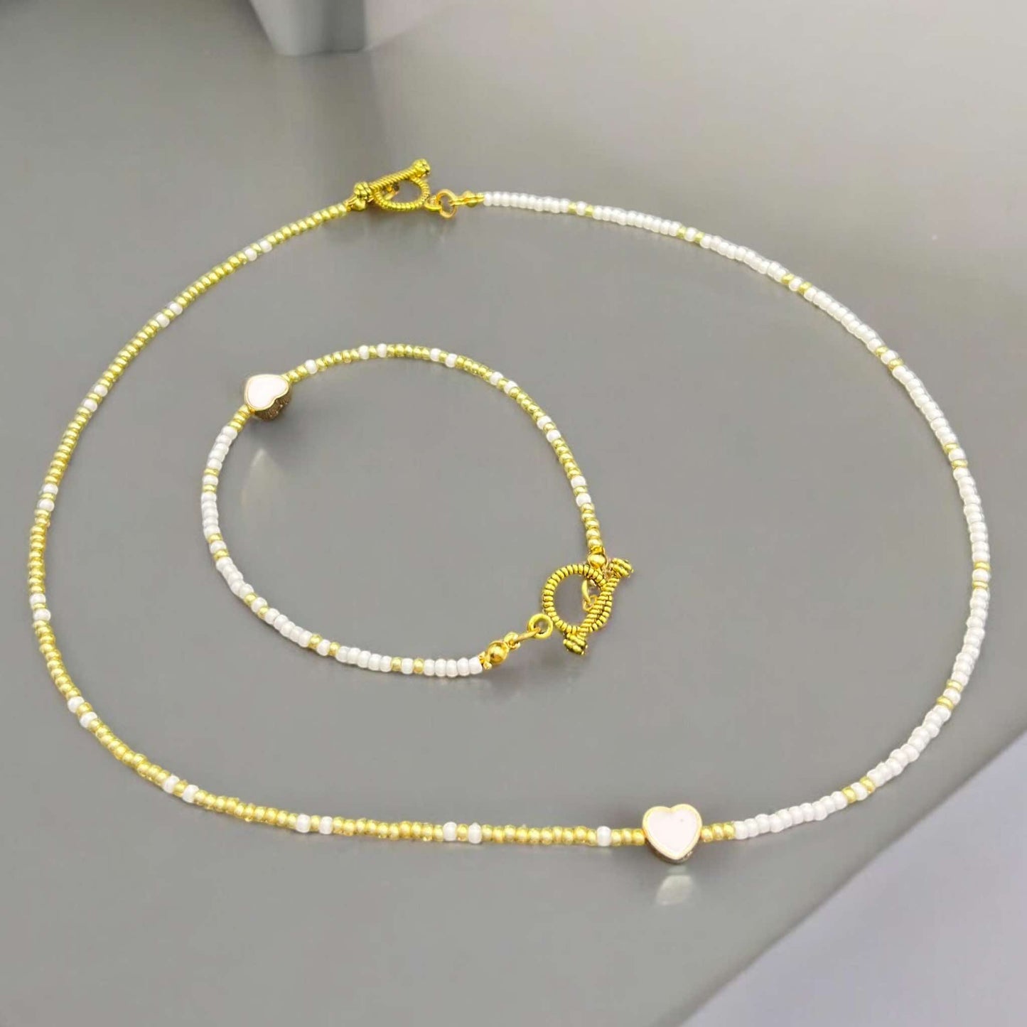 Romantic jewelry set – Necklace and bracelet with delicate heart detail SA3 