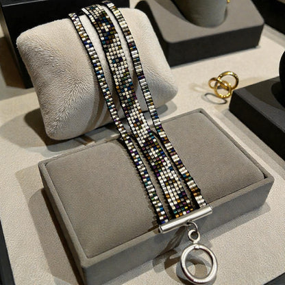 Morena – protective bracelet with metallic shine