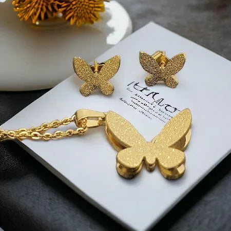QUEEN set Motýliky v zlatom prevedení brúsený 1001658