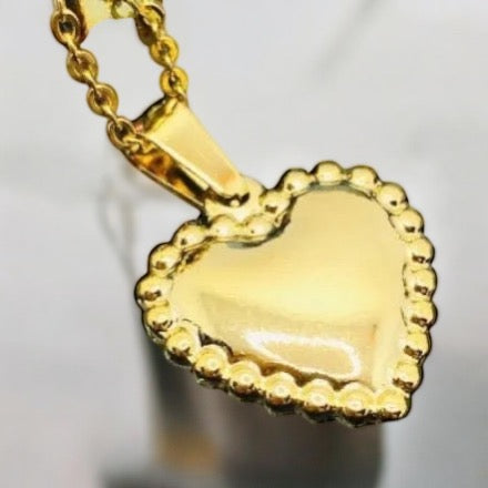 pendant heart with large decoration in gold design 1002285