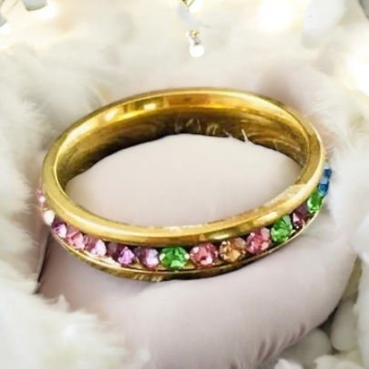 Alegria Ring – gold wedding band with colourful surgical steel rhinestones