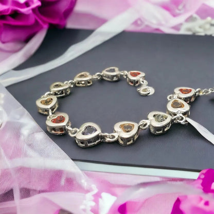 Colorful Heart Bracelet - Elegant and Stylish Accessory with a Romantic Touch colorful heart bracelet 1001095