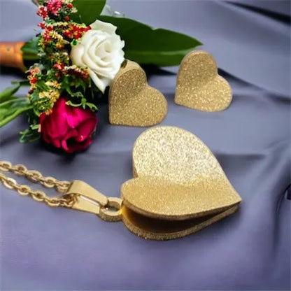 QUEEN set Hearts in golden design, polished 1001659