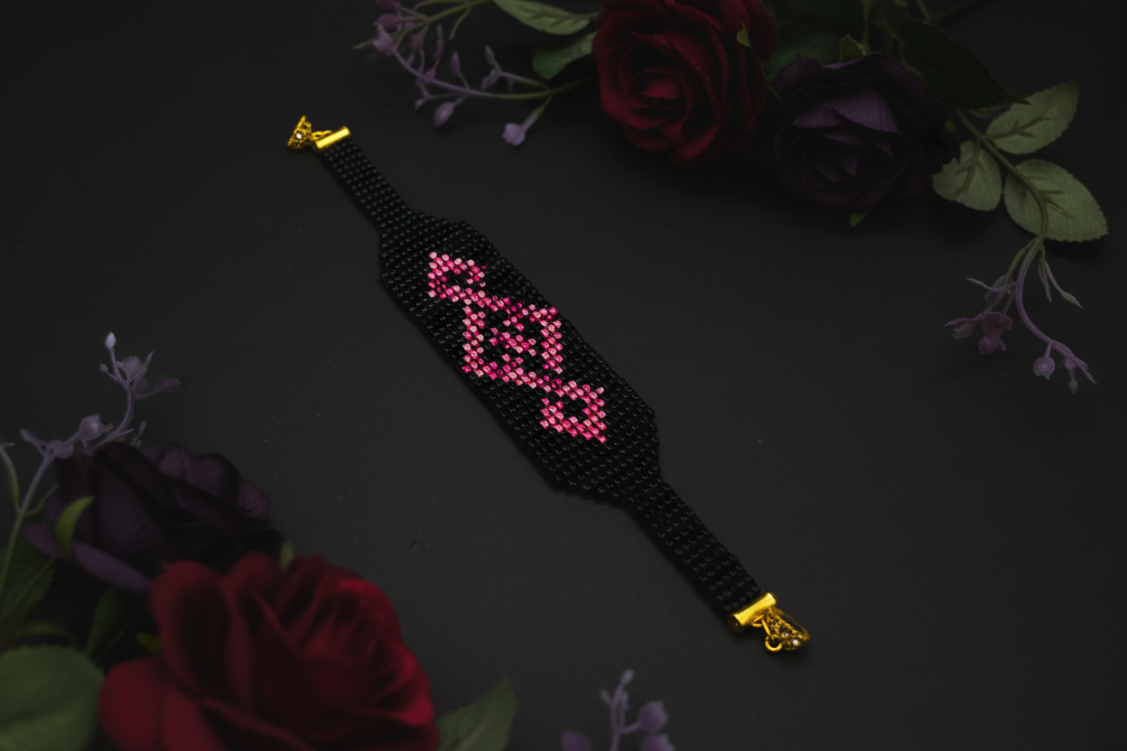 ručný korálkový náramok so srdcom ružový čierny Harakka Jewls