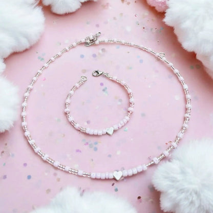 Set Pink SH1 – Mokoša touch

 Handmade jewelry set made of pink glass beads and surgical steel - necklace and bracelet