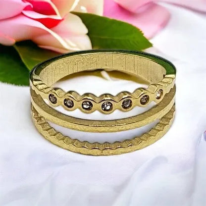 Gold surgical steel ring with rhinestone decoration - Width 0.8 cm HAP1