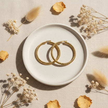 Harakka luxury flat lay