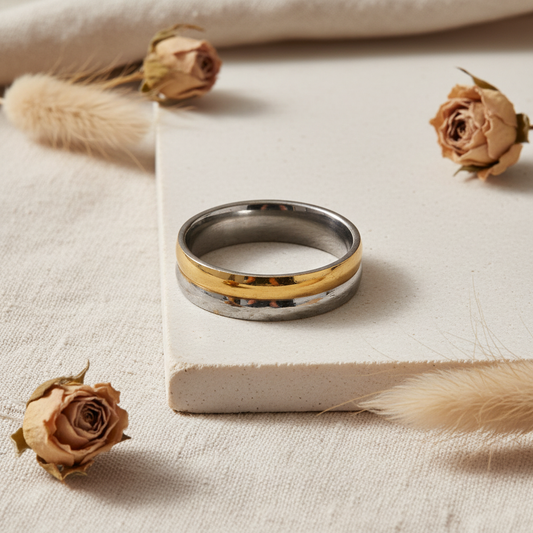 Harakka – luxusný flat lay obrúčka