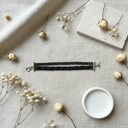 Náramok Harakka – luxusný flat lay