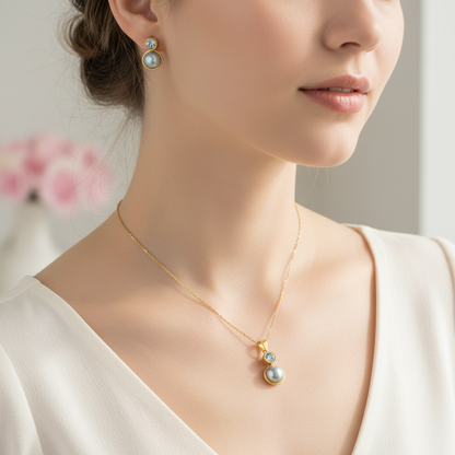 Na modelke – detail krku