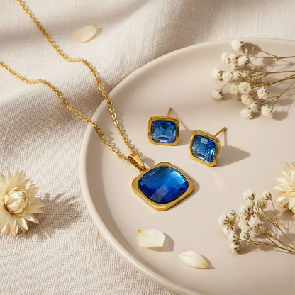QUEEN Set Modrý Kocka – Harakka luxusný flat lay