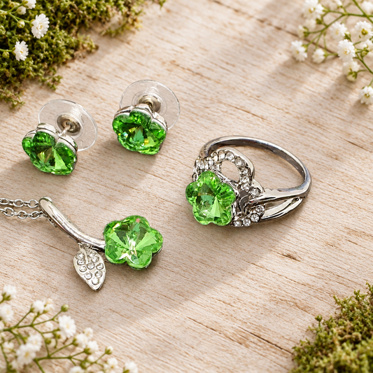 Súprava Green Flower na svetlom dreve s machom a kvetmi